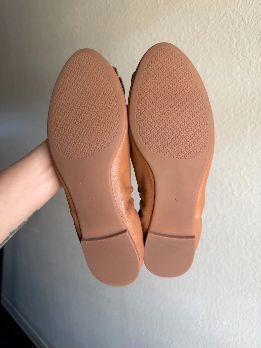 Tory Burch Royal Tan Classic Sheep Blossom Ballet Flats